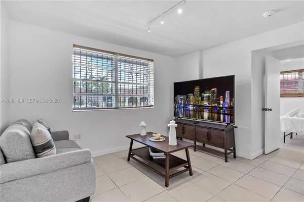 $2,500 | 1841 Southwest 29th Avenue, Unit B, Miami, FL 33145