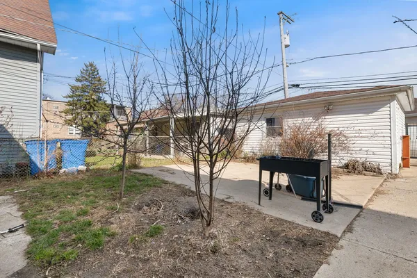 $275,000 | 4842 West Belden Avenue, Chicago, IL 60639