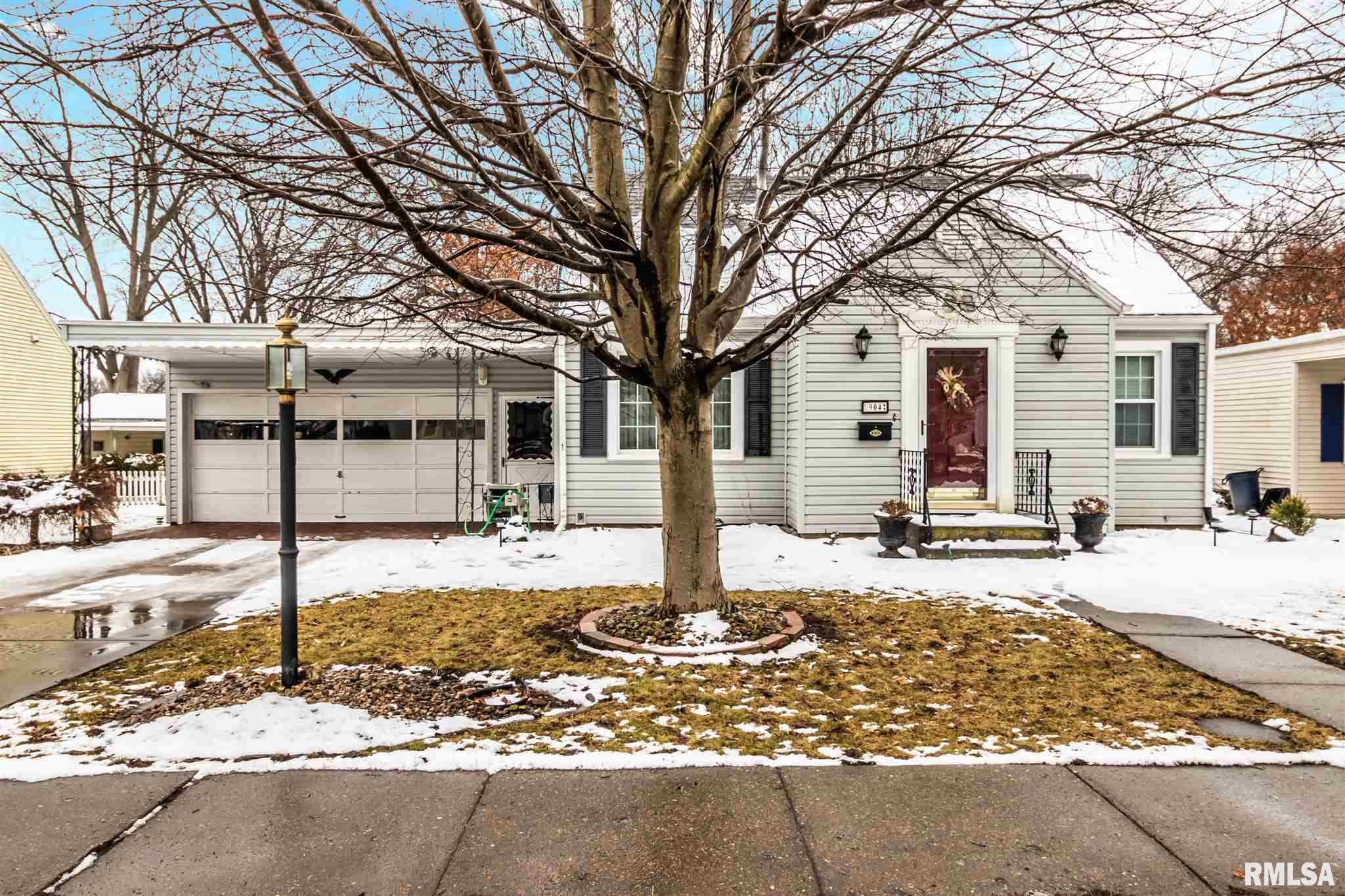 904 State Street Washington, IL 61571 - Photo 1 of 27 Gallery Image 1