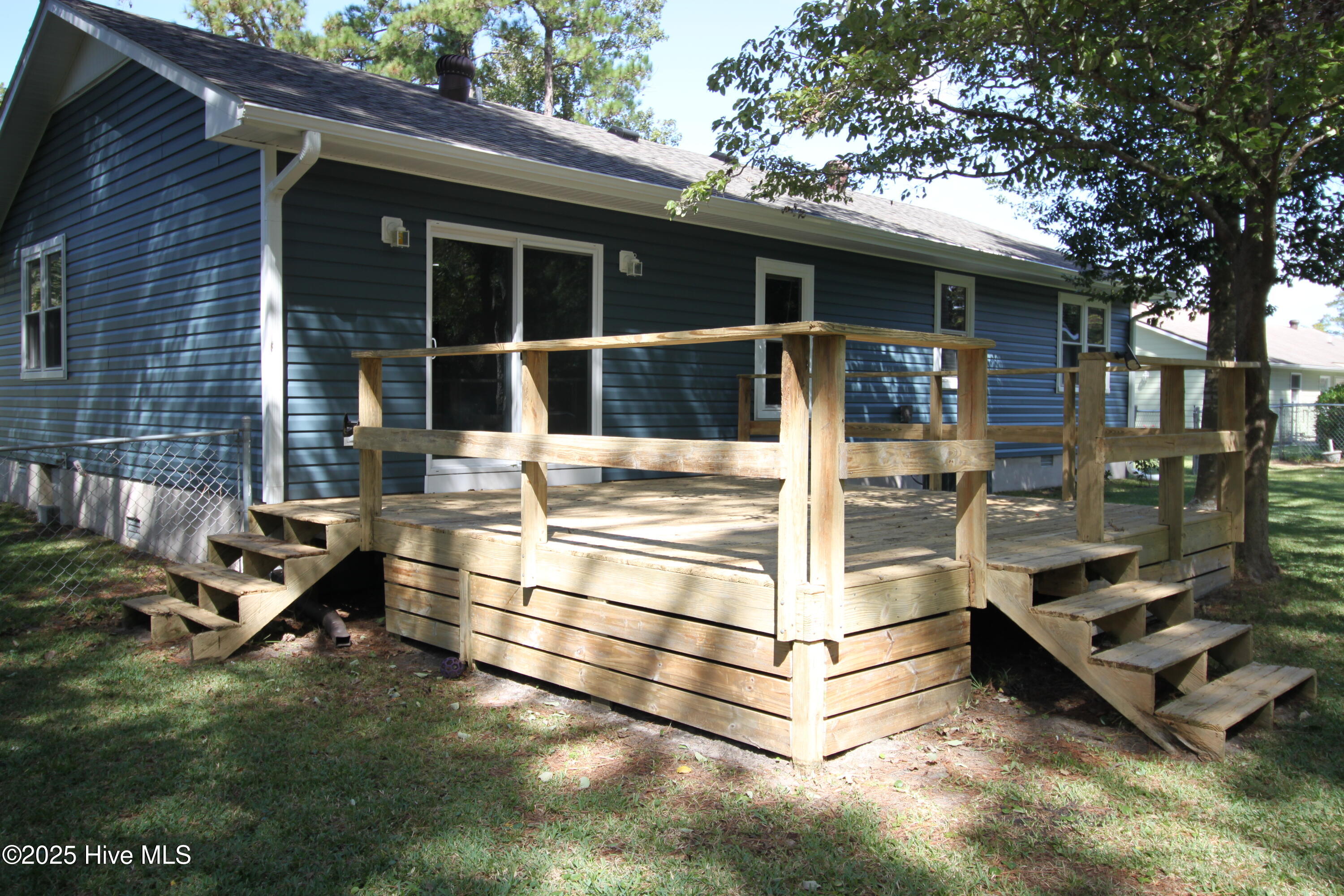 3707 Country Club Road Morehead City, NC 28557 - Photo 21 of 26 IMG_4161