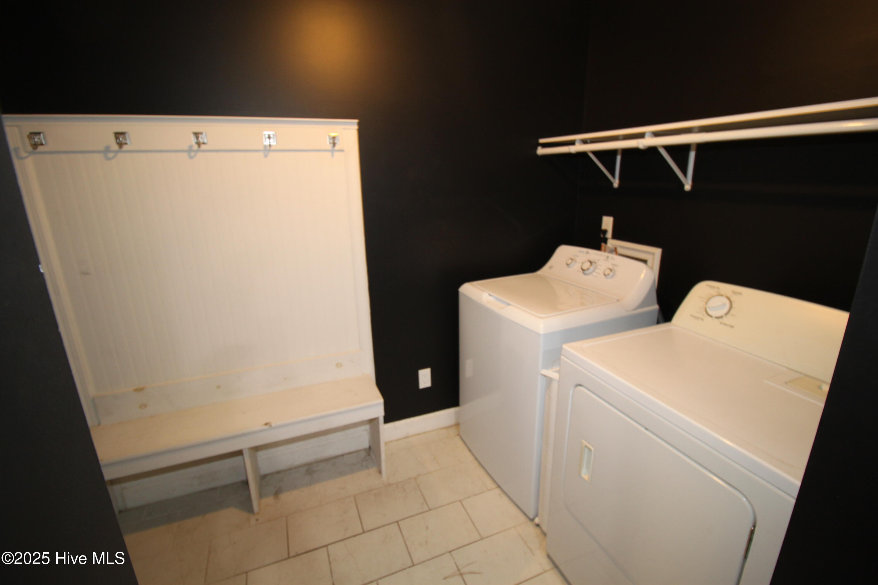 3707 Country Club Road Morehead City, NC 28557 - Photo 9 of 26 IMG_4130