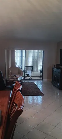 $295,000 | 10145 Sunrise Lakes Boulevard, Unit 405, Sunrise, FL 33322