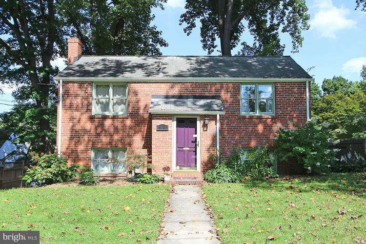 1611 Ballard Street Silver Spring, MD 20910 - Photo 1 of 29 Exterior (Front)