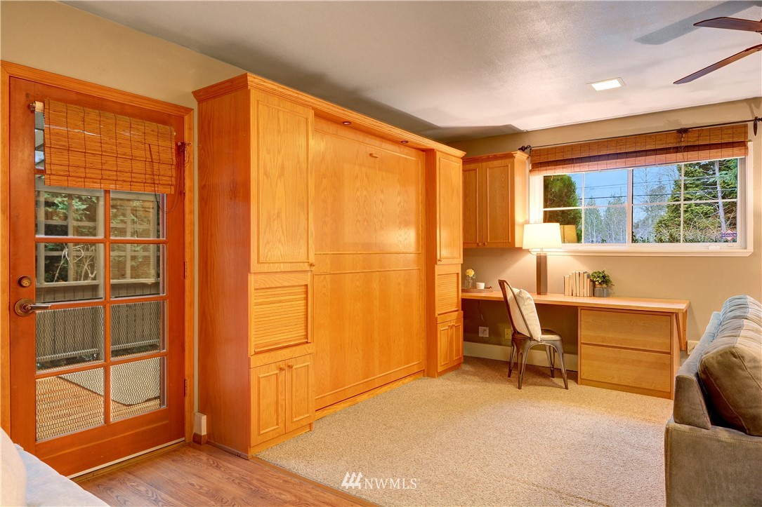 2422 Jones Avenue Northeast Renton, WA 98056 - Photo 14 of 25 Gallery Image 14