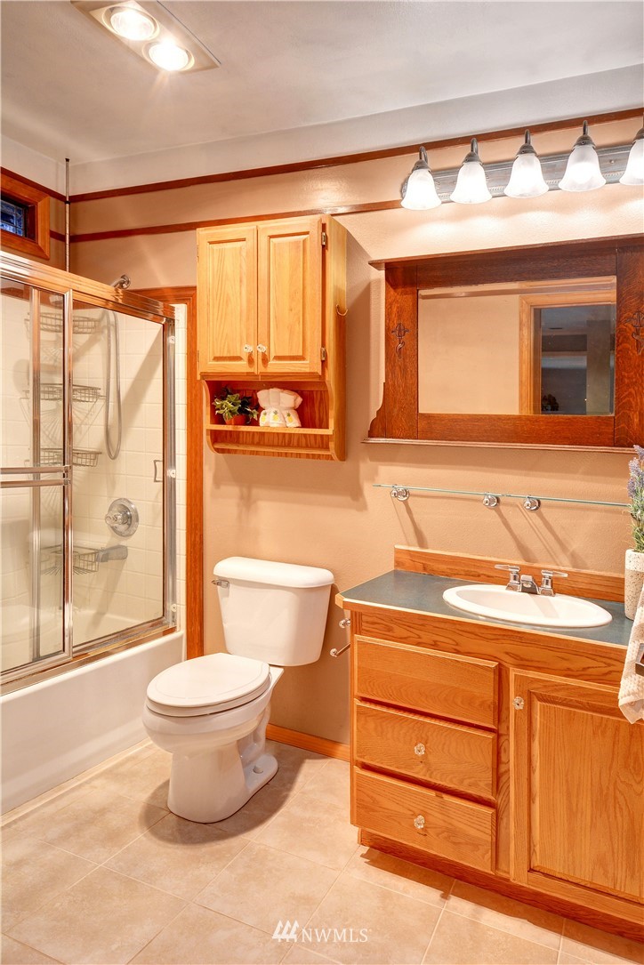 2422 Jones Avenue Northeast Renton, WA 98056 - Photo 17 of 25 Gallery Image 17