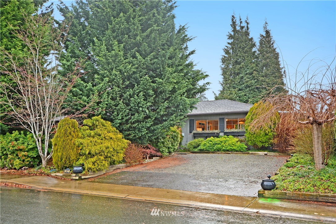 2422 Jones Avenue Northeast Renton, WA 98056 - Photo 24 of 25 Gallery Image 24