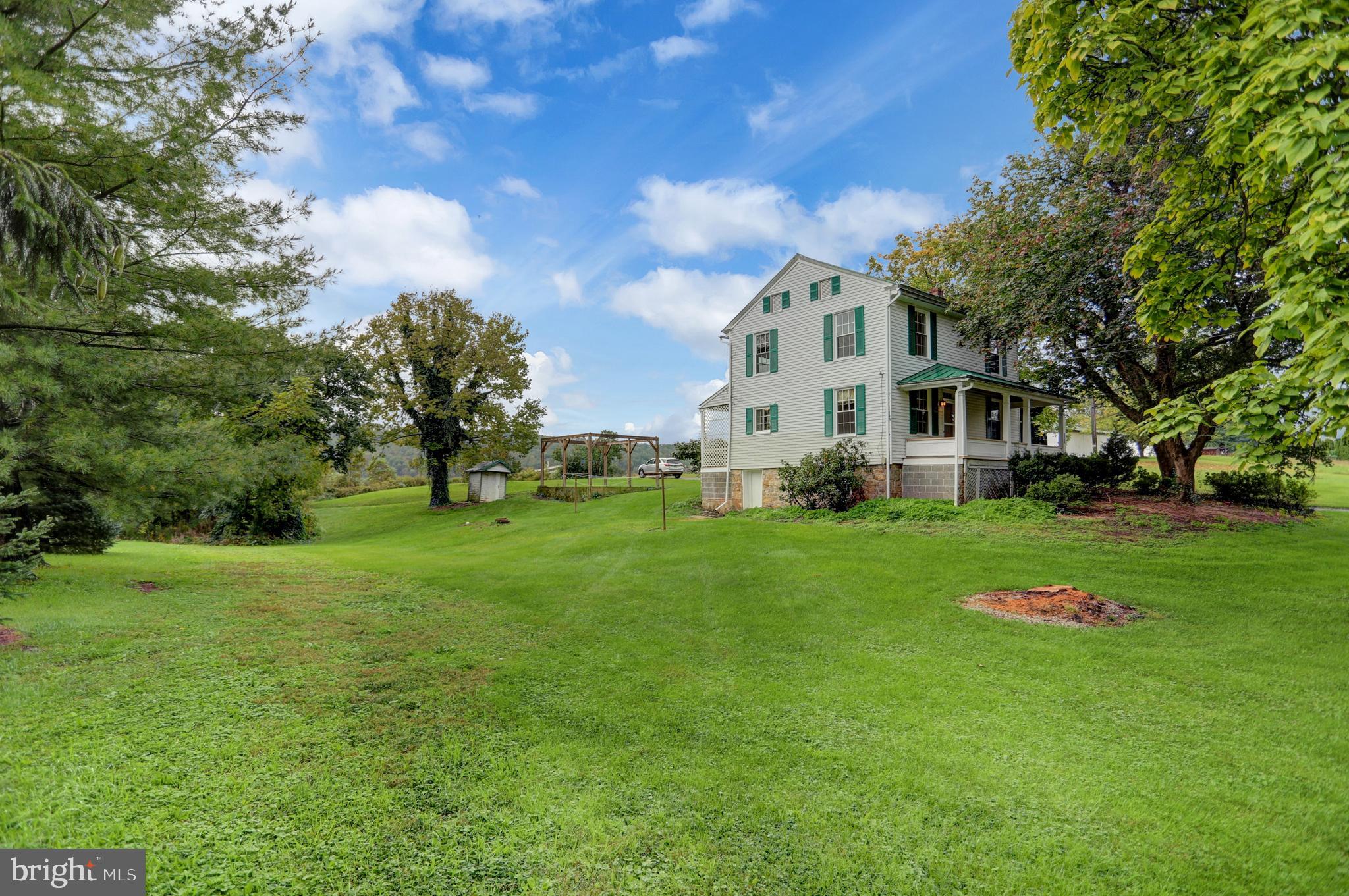 712 Shermans Valley Road New Bloomfield, PA 17068 - Photo 4 of 54 Gallery Image 4
