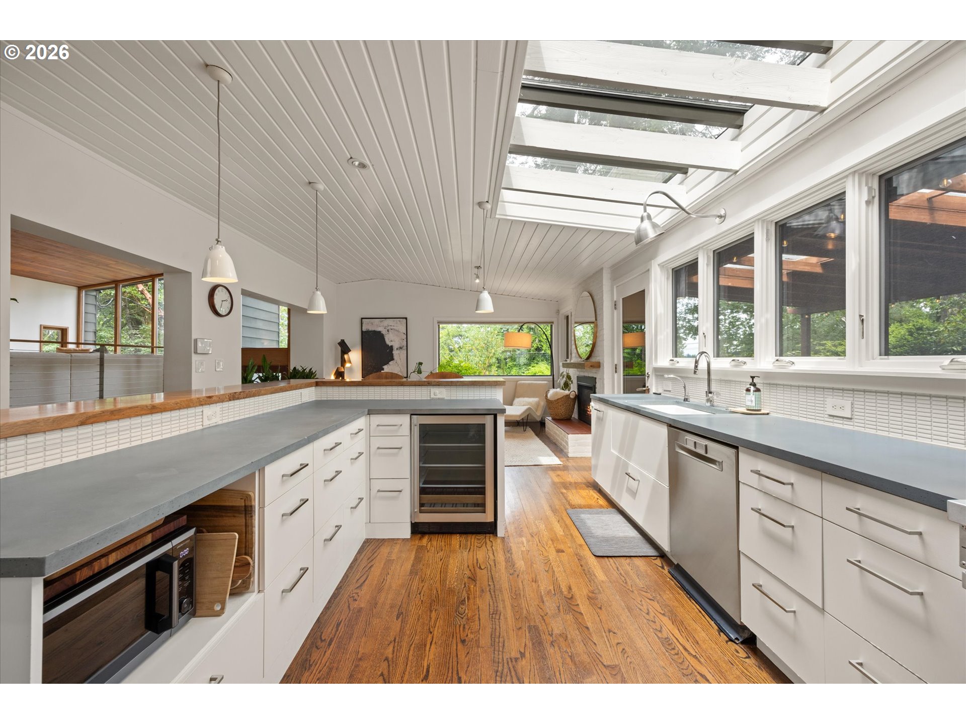 570 Middlecrest Road Lake Oswego, OR 97034 - Photo 13 of 46 Gallery Image 13