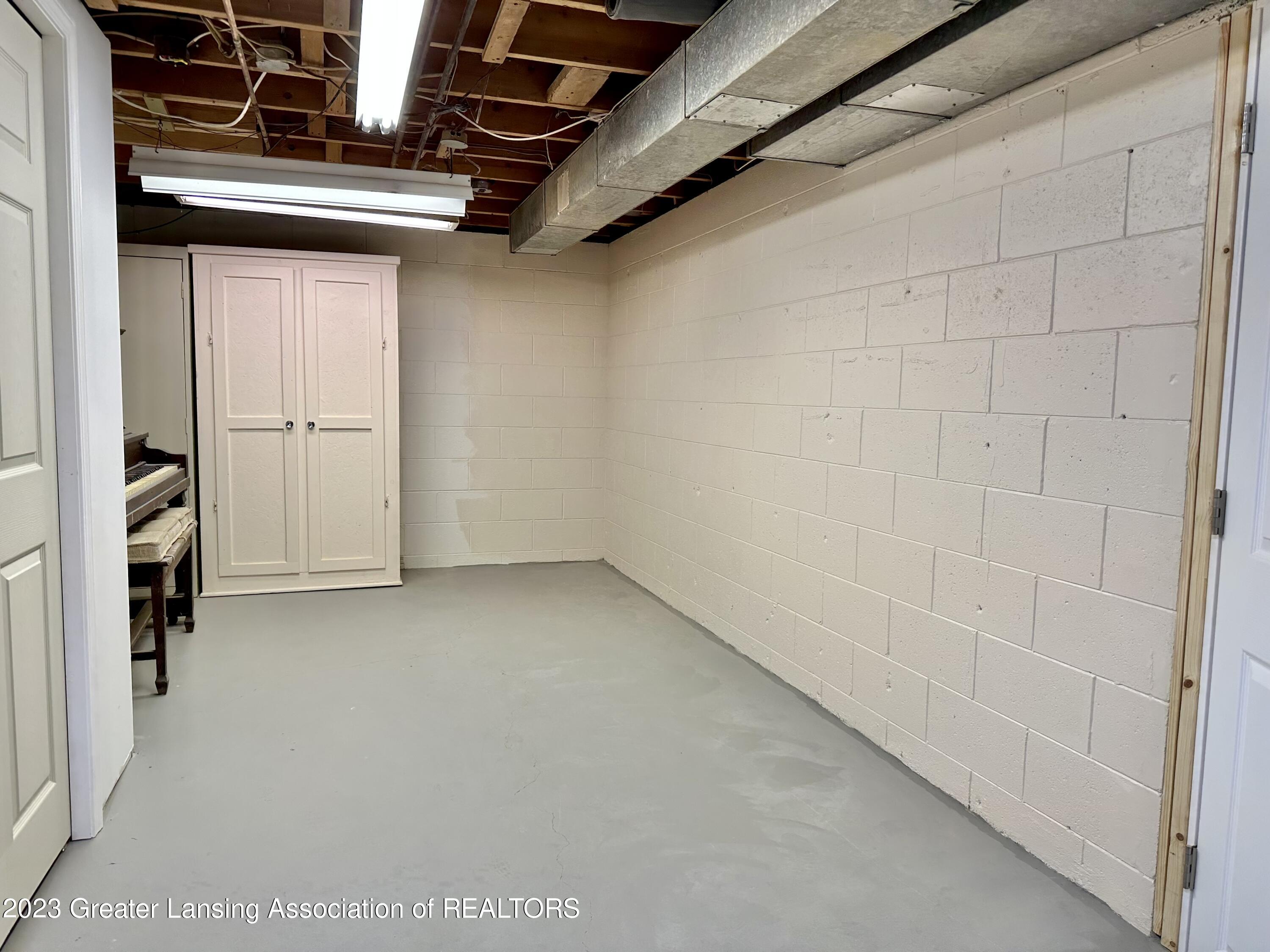 414 North Creyts Road Lansing, MI 48917 - Photo 57 of 80 Basement