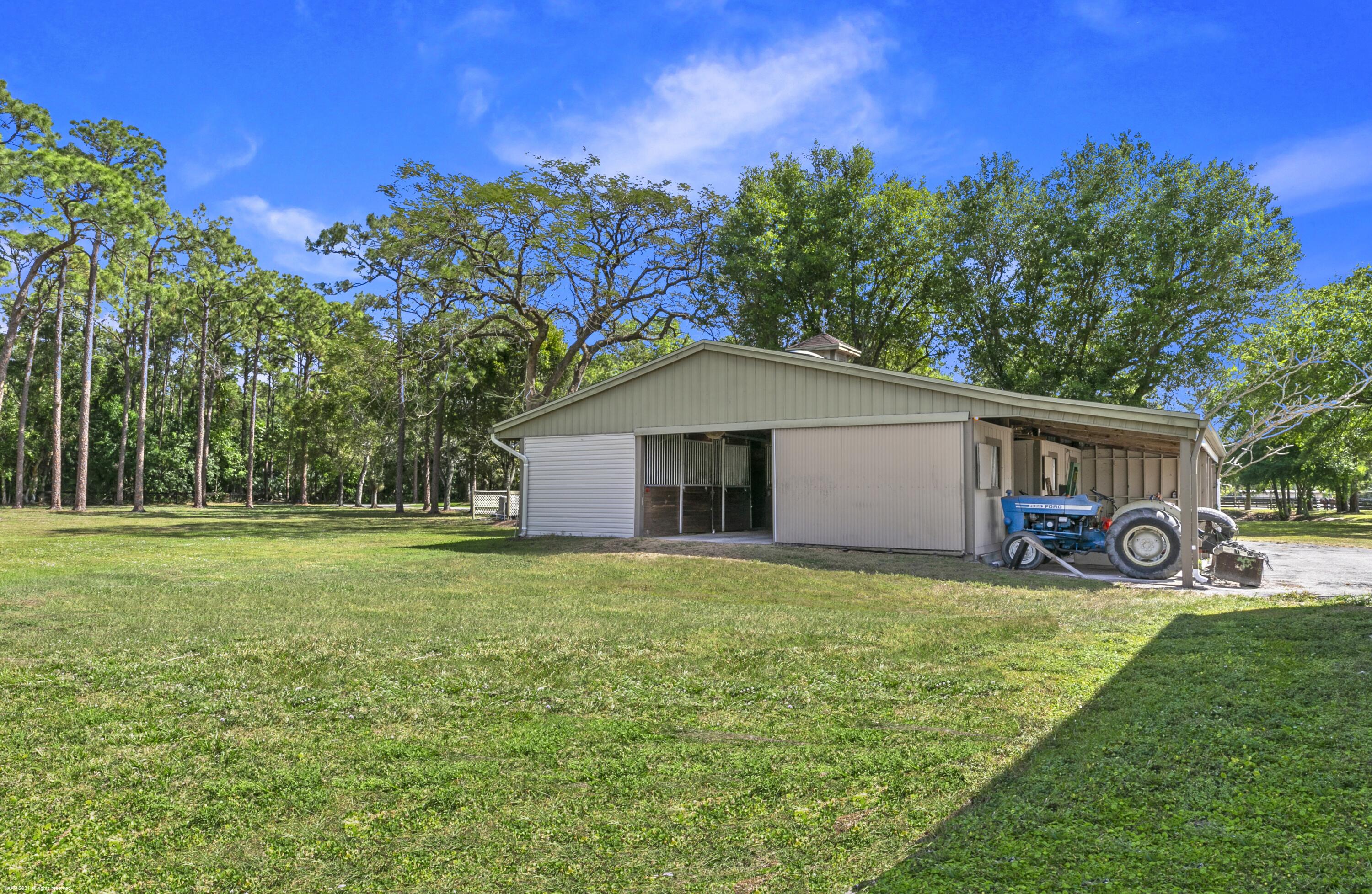 1815 E Road Loxahatchee, FL 33470 - Photo 32 of 40 034