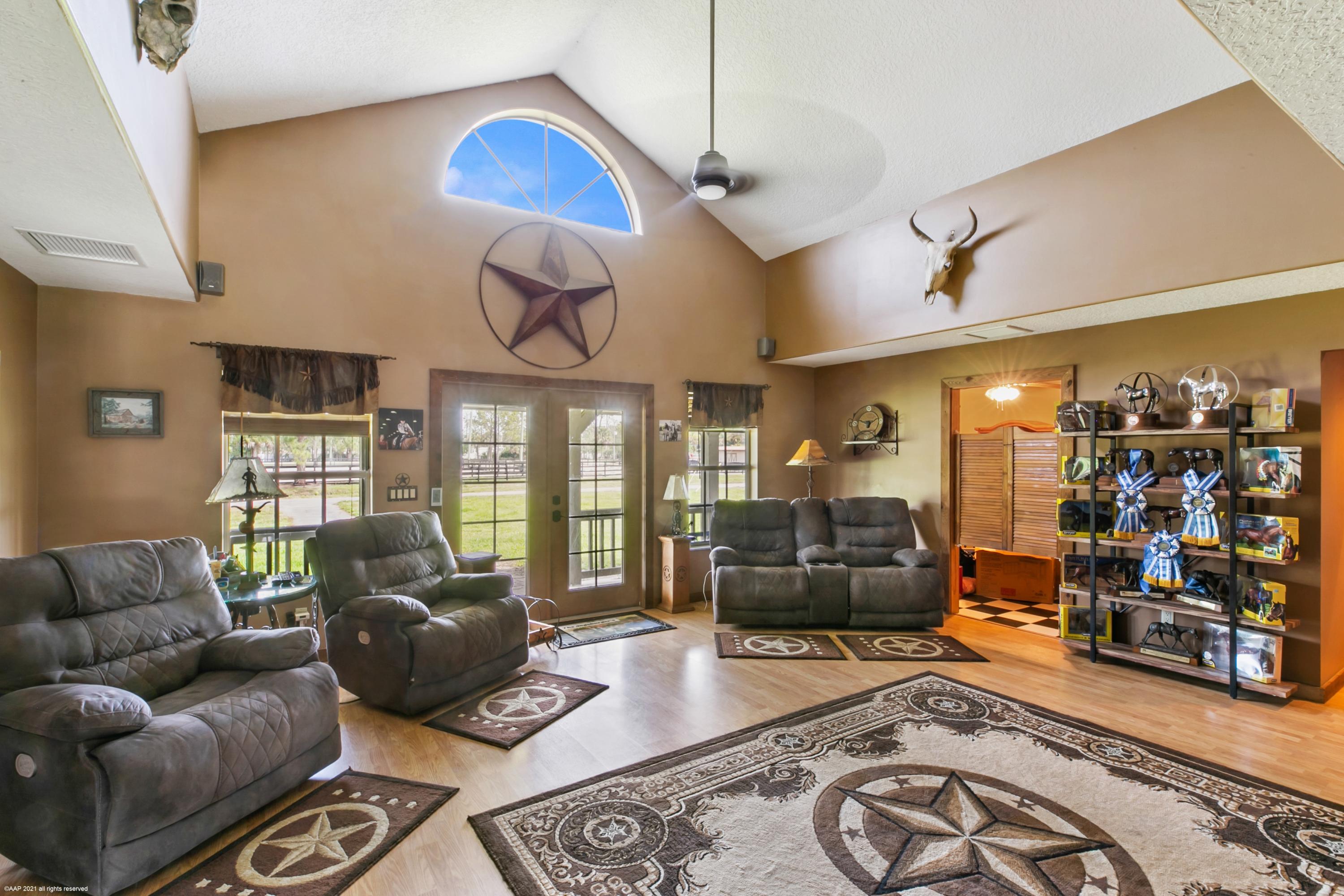 1815 E Road Loxahatchee, FL 33470 - Photo 4 of 40 14148 b