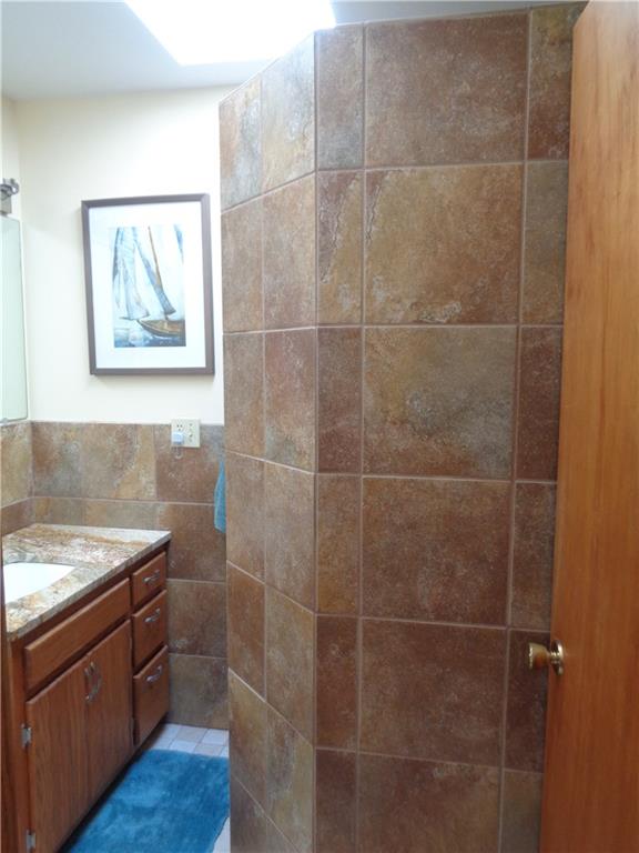 805 South Keel Ridge Road Hermitage, PA 16148 - Photo 14 of 20