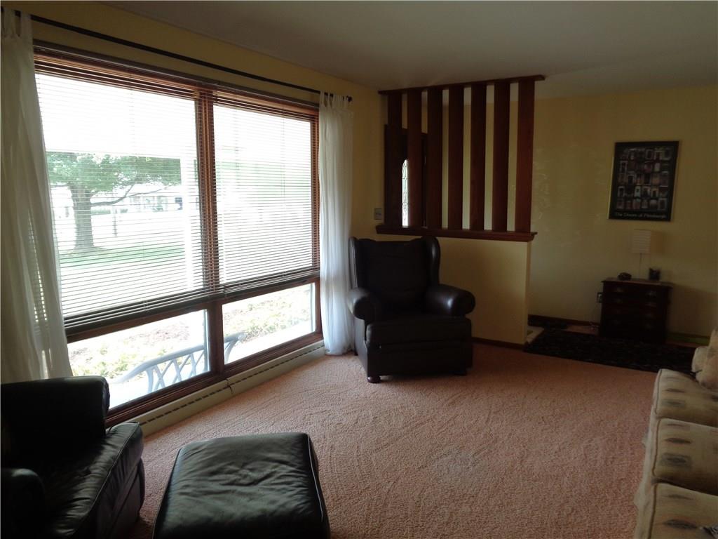 805 South Keel Ridge Road Hermitage, PA 16148 - Photo 3 of 20