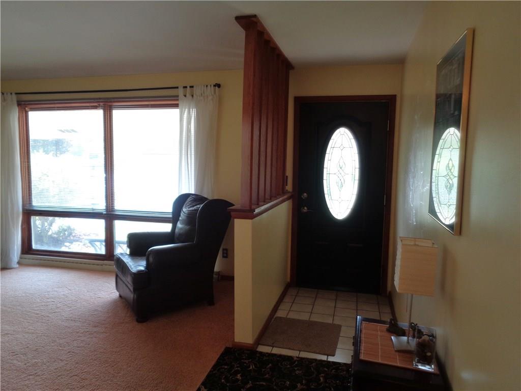 805 South Keel Ridge Road Hermitage, PA 16148 - Photo 4 of 20