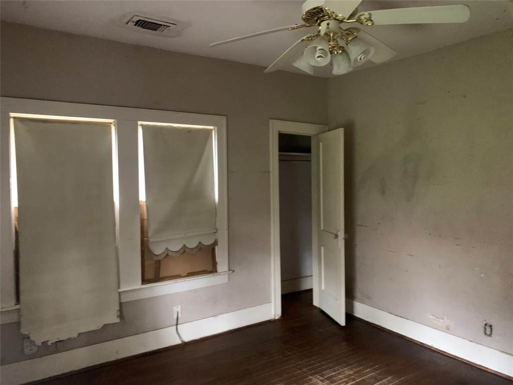 22720 Hudson Road New Caney, TX 77357 - Photo 10 of 40 en view interior of the house