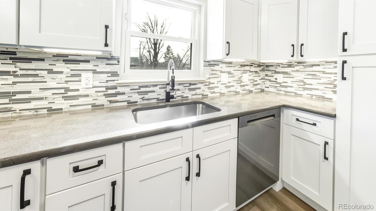 1201 Reed Street Lakewood, CO 80214 - Photo 14 of 44