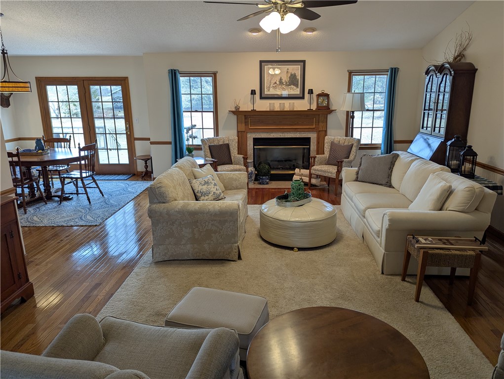 8134 Country Club Road Charleston, IL 61920 - Photo 7 of 45