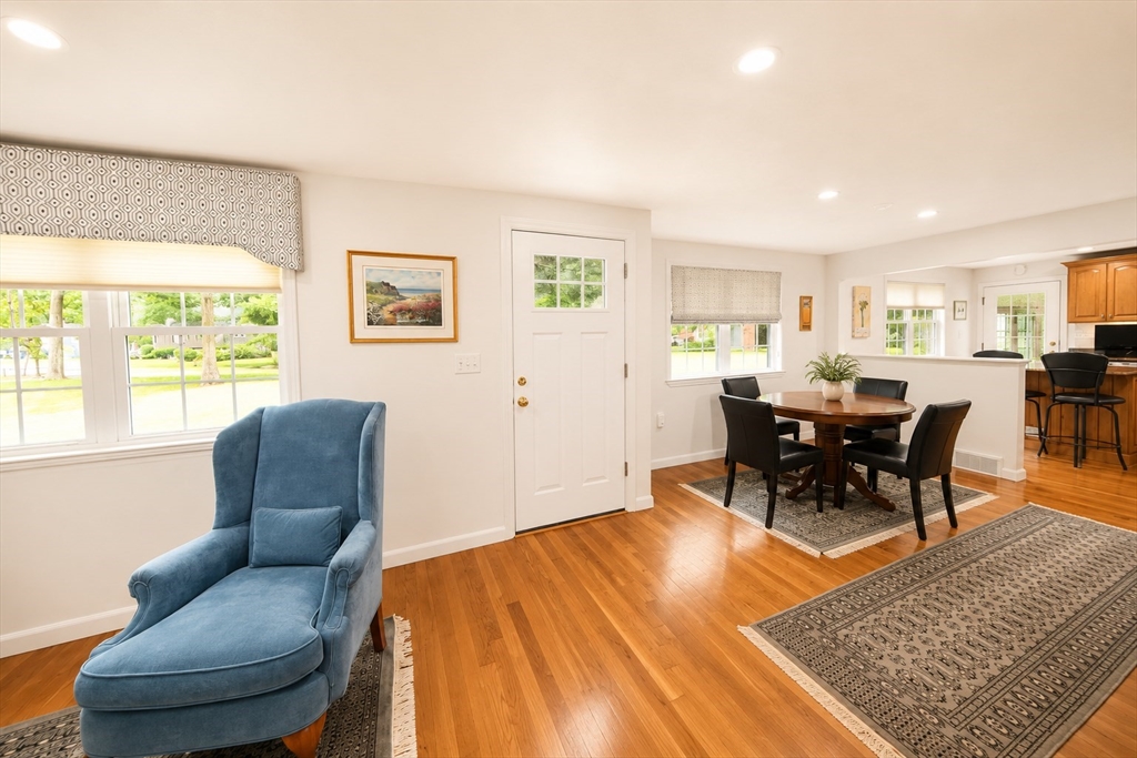 33 Edgewood Road Scituate, MA 02066 - Photo 9 of 30