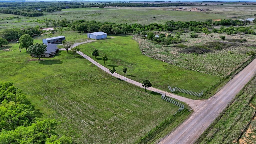 4316 Leona Road Bowie, TX 76230 - Photo 31 of 37 a view of a garden with an outdoor space