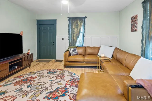 $195,000 | 318 Union Hill Road, Fairview Heights, IL 62208