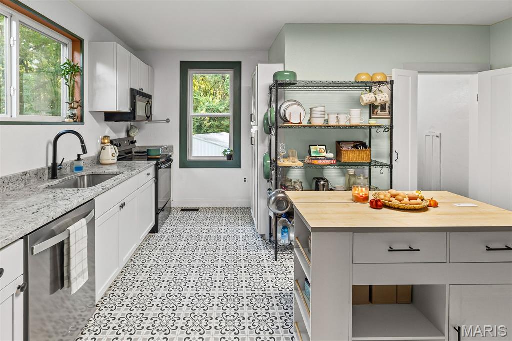 318 Union Hill Road Fairview Heights, IL 62208 - Photo 19 of 41