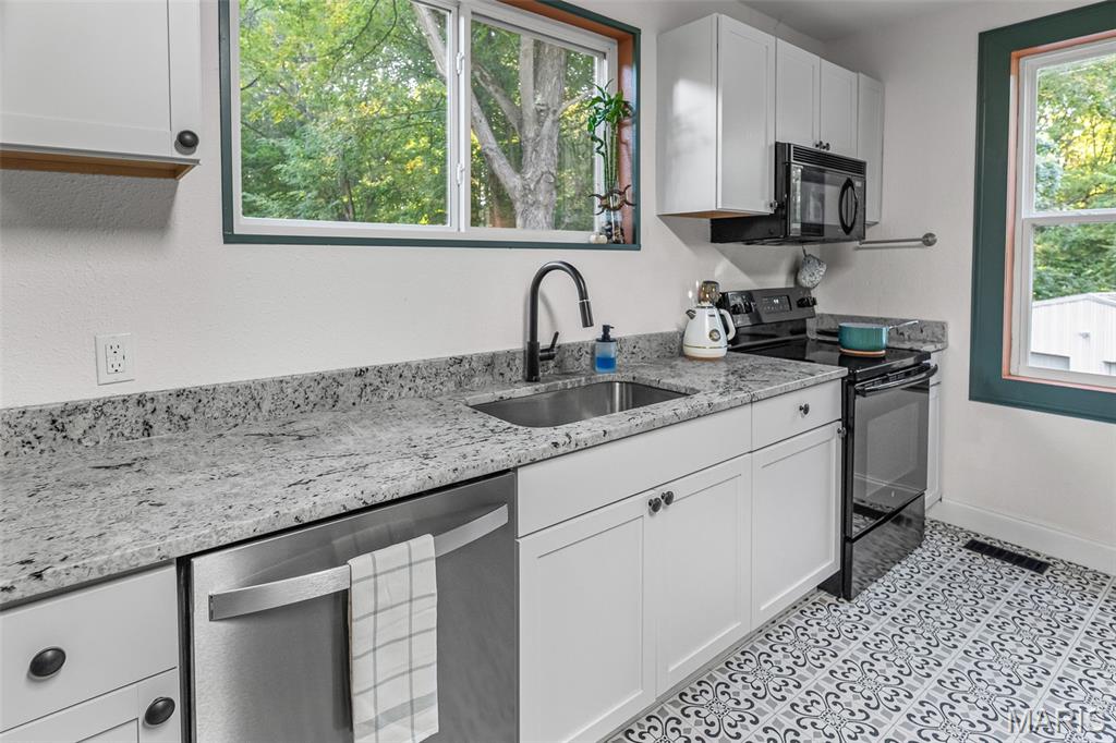 318 Union Hill Road Fairview Heights, IL 62208 - Photo 23 of 41