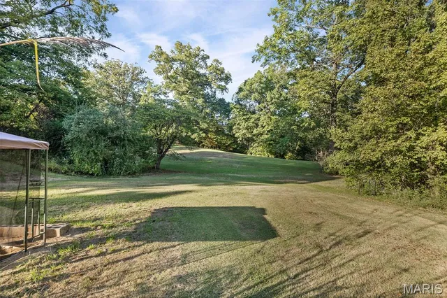 $200,000 | 318 Union Hill Road, Fairview Heights, IL 62208