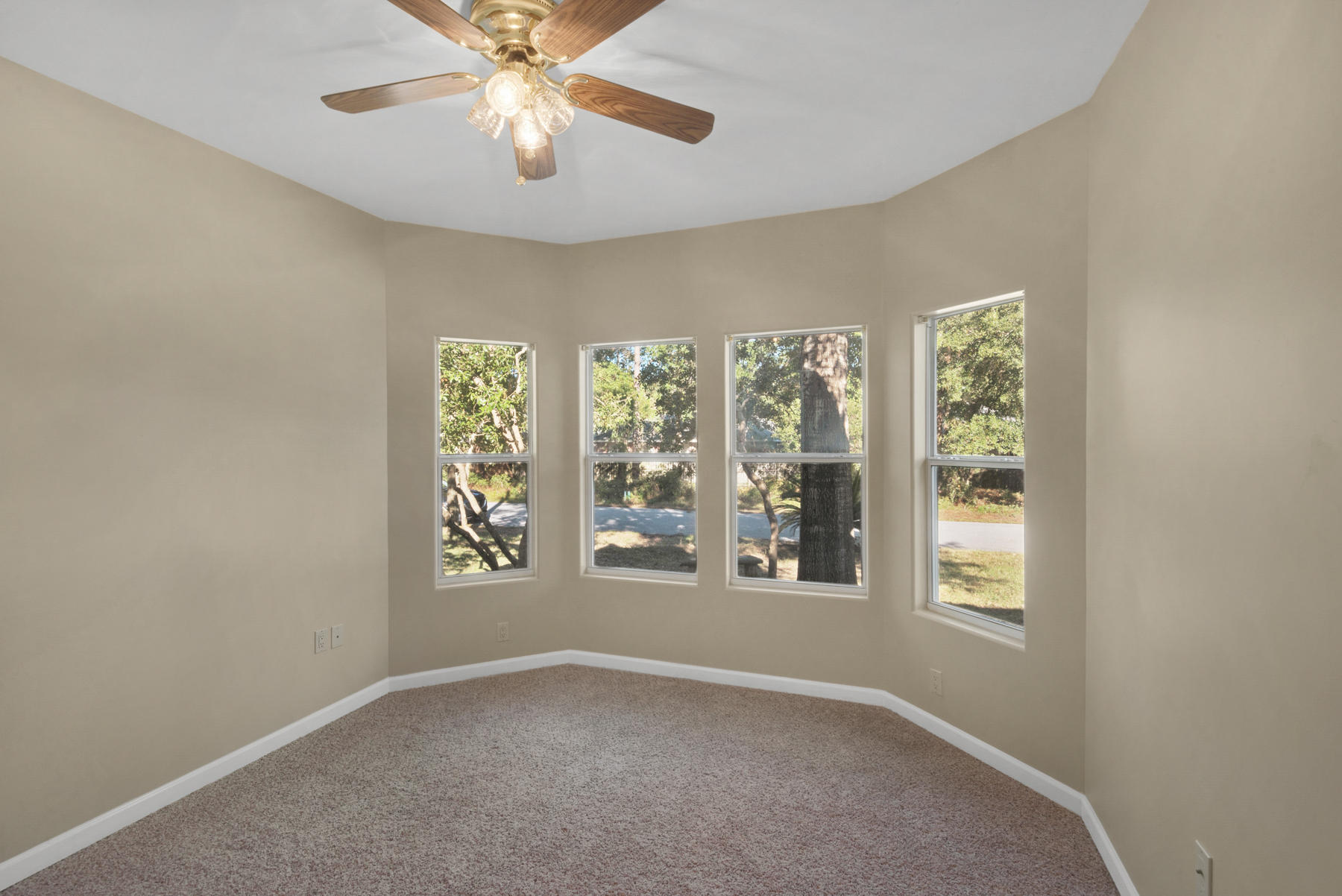 149 West Wild Briar Road Miramar Beach, FL 32550 - Photo 19 of 58 Bay Windows