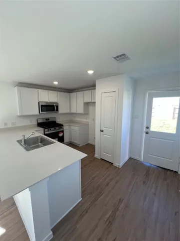 a view of an outdoor space and a yard