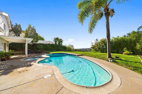 $1,695,000 | 2518 Unicornio Street, Carlsbad, CA 92009