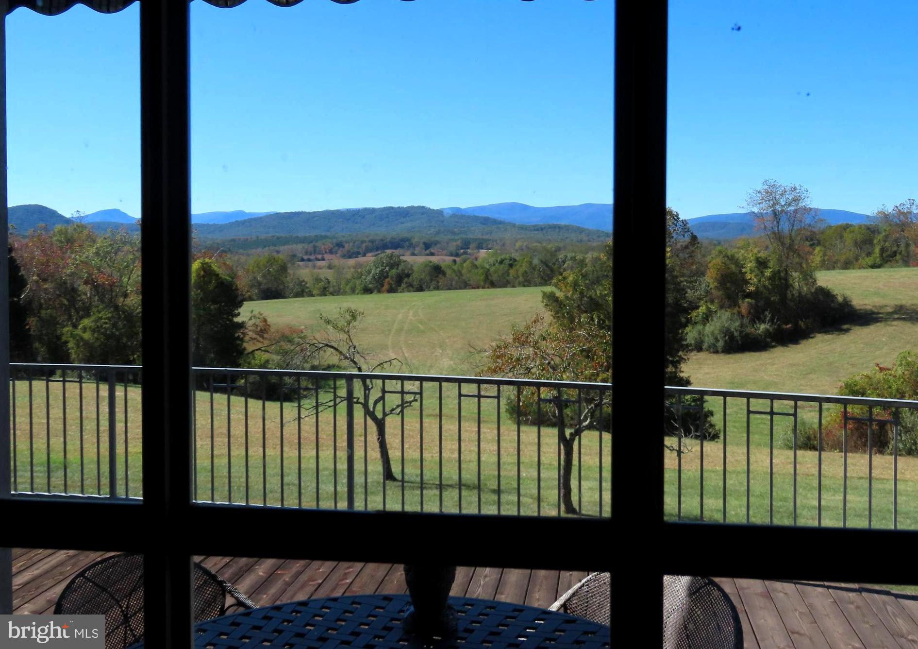643 Richmond Road Amissville, VA 20106 - Photo 21 of 52 a view of a street from a balcony