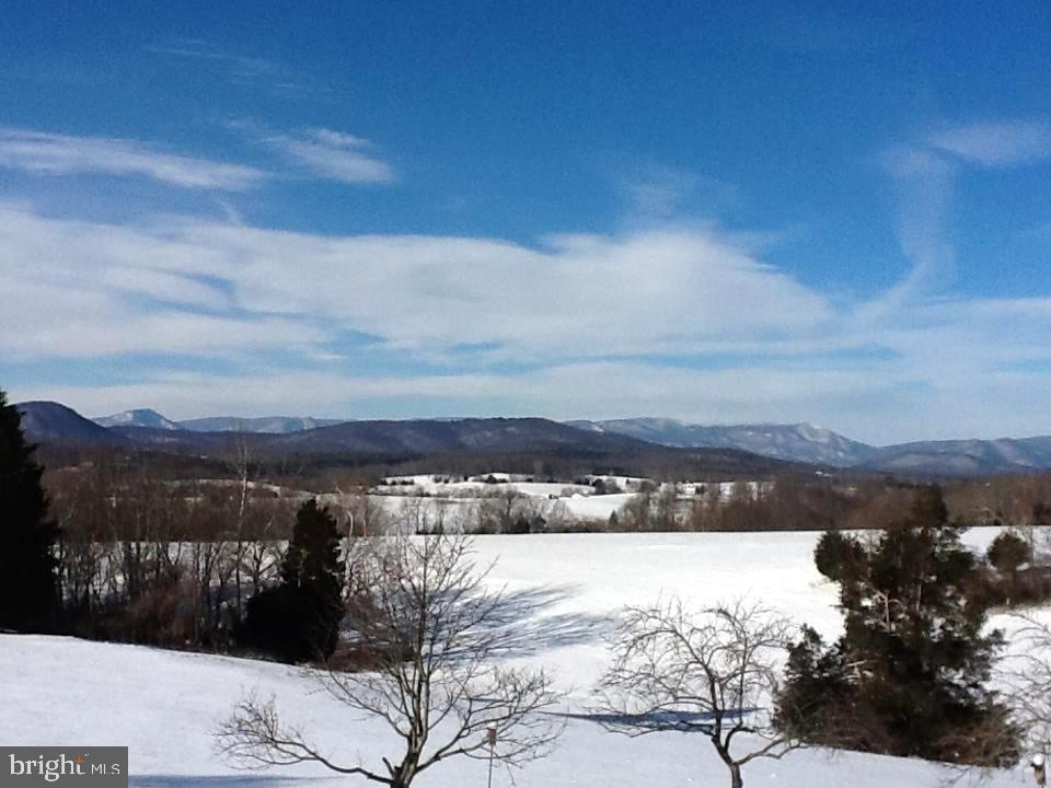 643 Richmond Road Amissville, VA 20106 - Photo 39 of 52 a view of a sky view