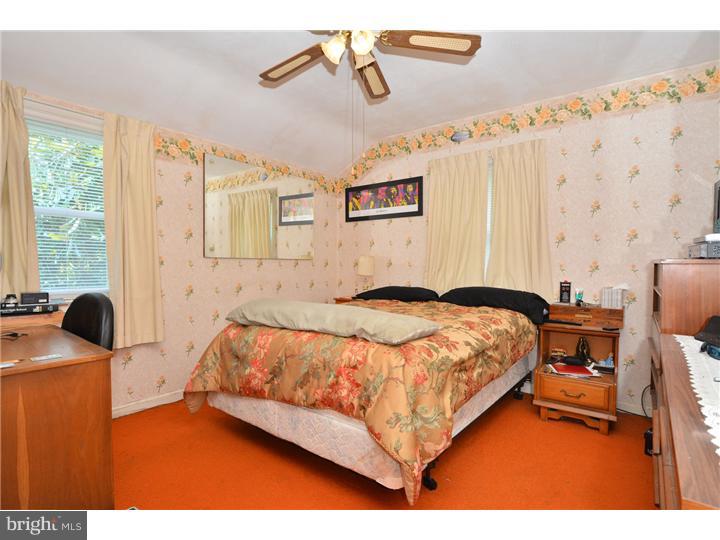 1746 Earlington Road Havertown, PA 19083 - Photo 13 of 22