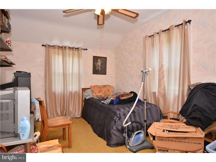 1746 Earlington Road Havertown, PA 19083 - Photo 14 of 22