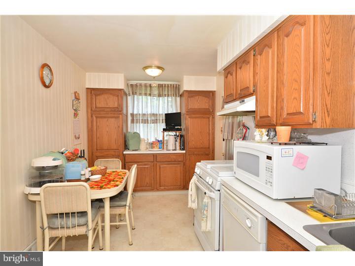 1746 Earlington Road Havertown, PA 19083 - Photo 8 of 22