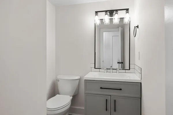 $2,195 | 270 Fleming Road, Unit C, Charleston, SC 29412