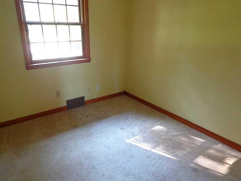 207 East Downey Springfield, OH 45504 - Photo 4 of 10