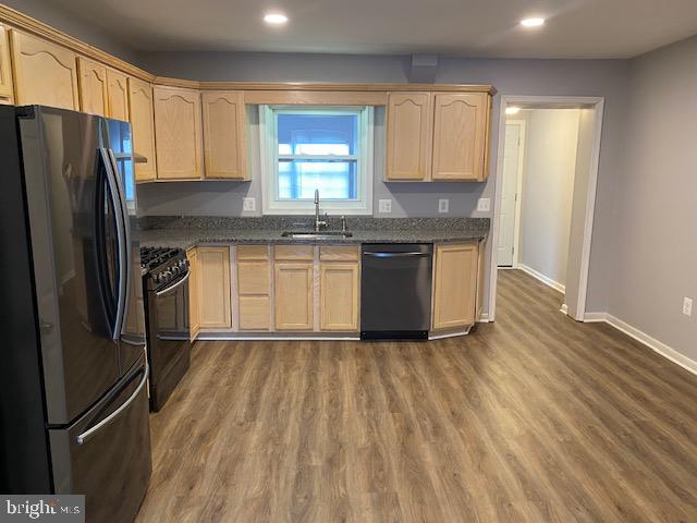 202 Old Riverside Road Brooklyn, MD 21225 - Photo 5 of 26 Beautiful Cabinets