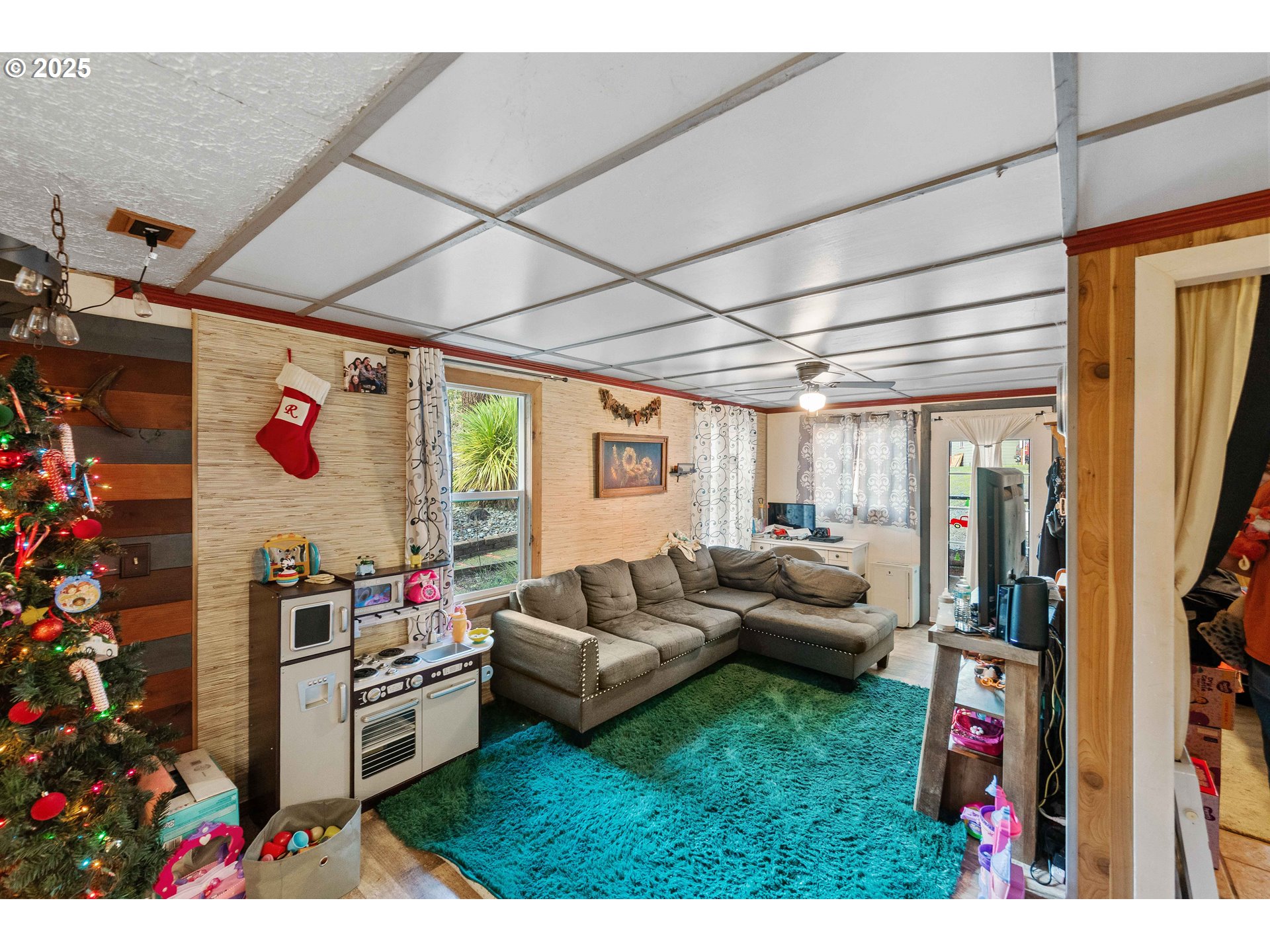 93496 Easy Lane Coos Bay, OR 97420 - Photo 4 of 47 Guest Quarters