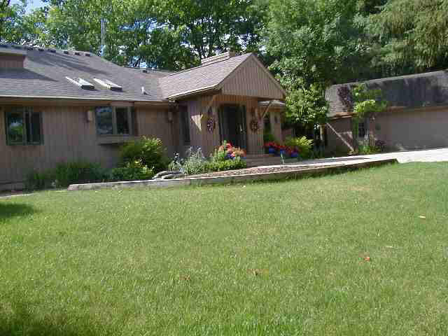 515 North River Road Bristol, IN 46507 - Photo 11 of 11