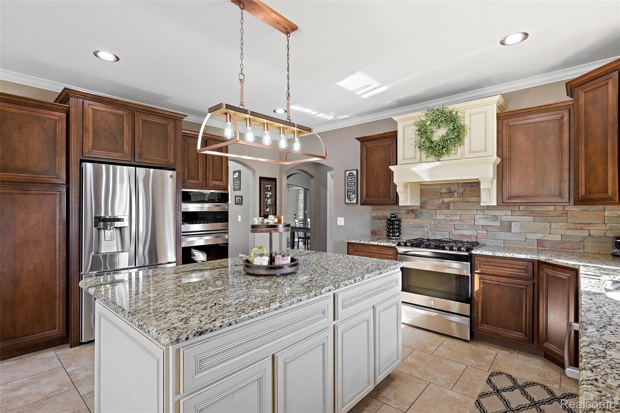 69244 Lake Point Lane Romeo, MI 48065 - Photo 19 of 95 69244 Lake Point-47.jpg