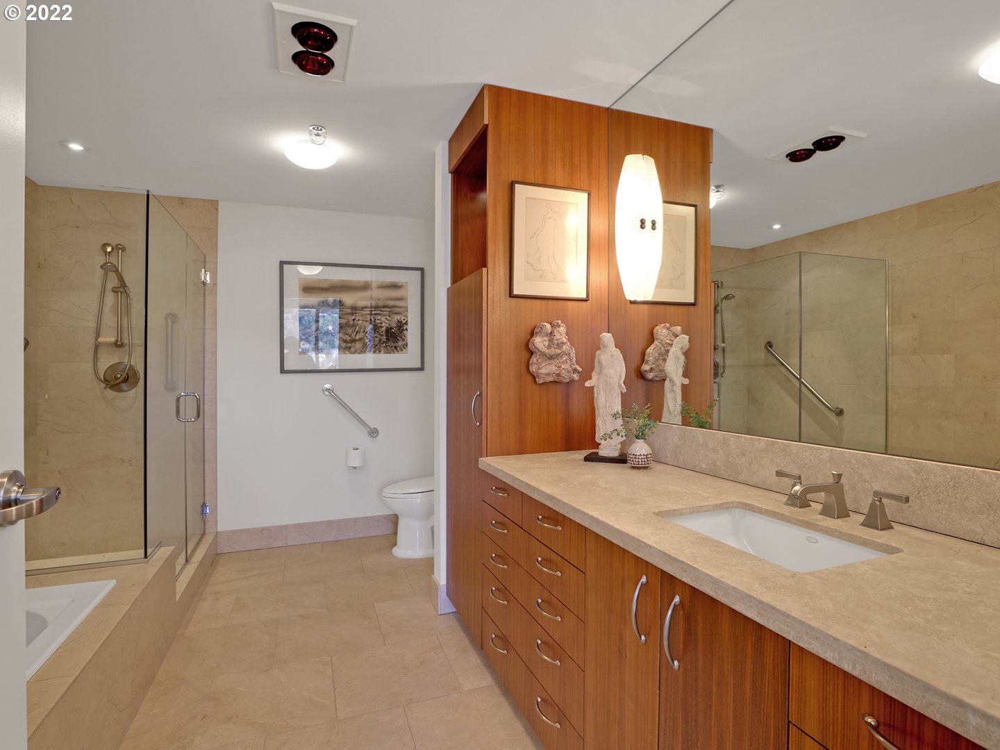 1221 Southwest 10th Avenue, Unit 1804 Portland, OR 97205 - Photo 18 of 32
