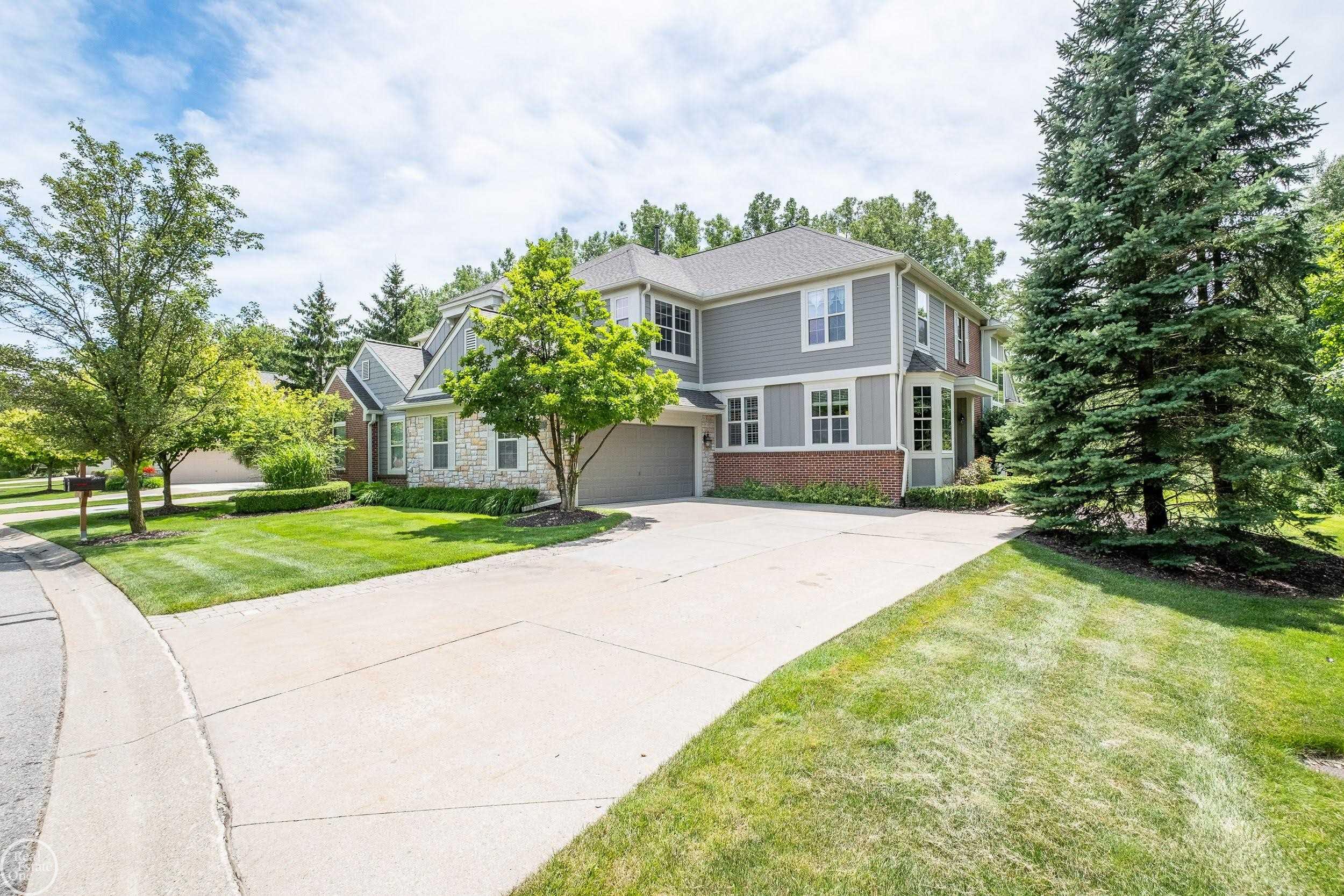 3597 Winding Brk Circle Rochester, MI 48309 - Photo 58 of 63 50147405-b0949cb3-3a2e-41c6-b65e-f764efc9bc04.JPG