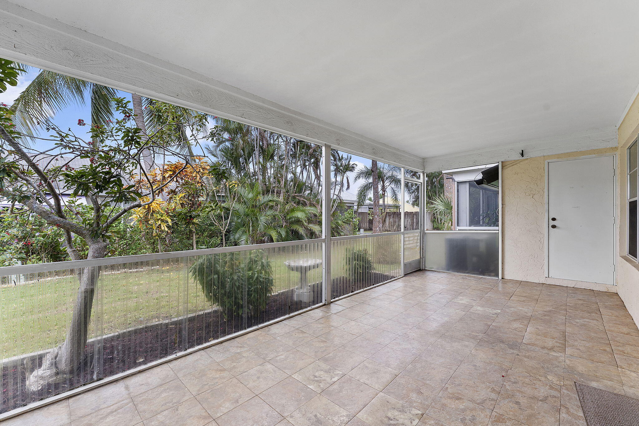 115 Oakwood Drive Jupiter, FL 33458 - Photo 18 of 21