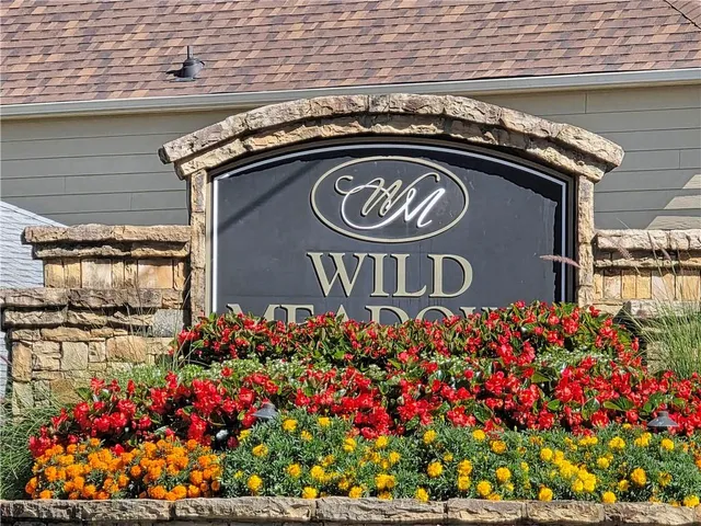 $2,400 | 5425 Fieldfreen Drive, Cumming, GA 30028