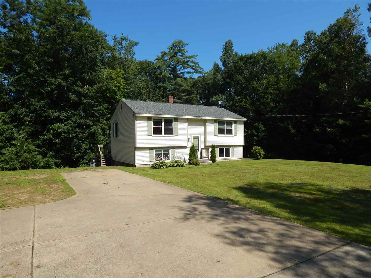 368 Union Road Belmont, NH 03220 - Photo 1 of 15