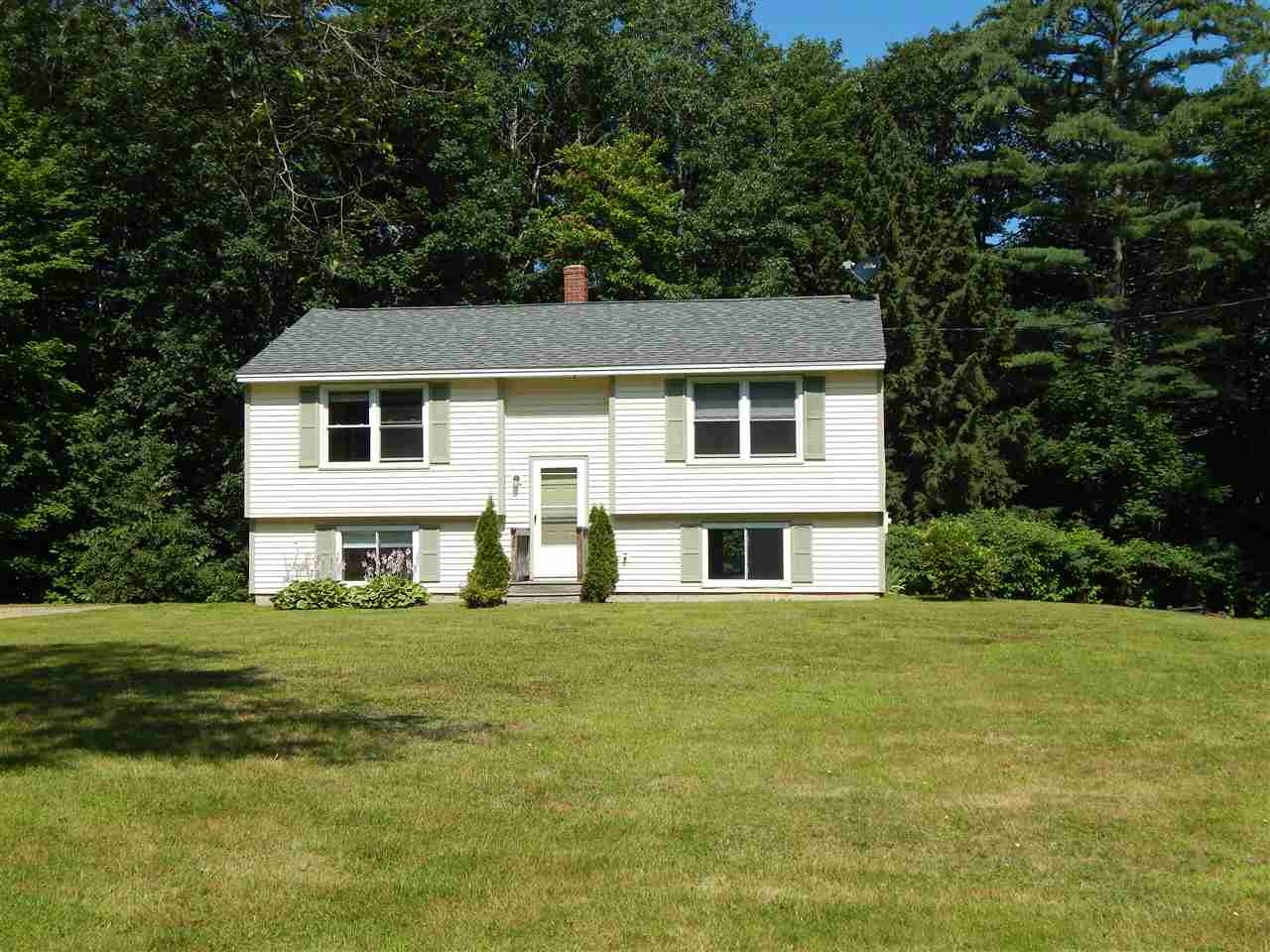 368 Union Road Belmont, NH 03220 - Photo 3 of 15