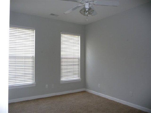 4465 Firethorne Drive Murrells Inlet, SC 29576 - Photo 9 of 10 Gallery Image 9