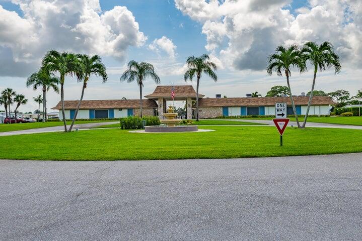 3003 Bimini Bay Boynton Beach, FL 33436 - Photo 24 of 31 a view of a park with palm trees