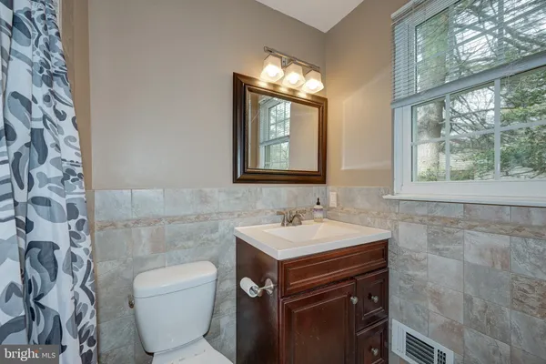 $569,000 | 8 Battery Hill Drive, Voorhees, NJ 08043